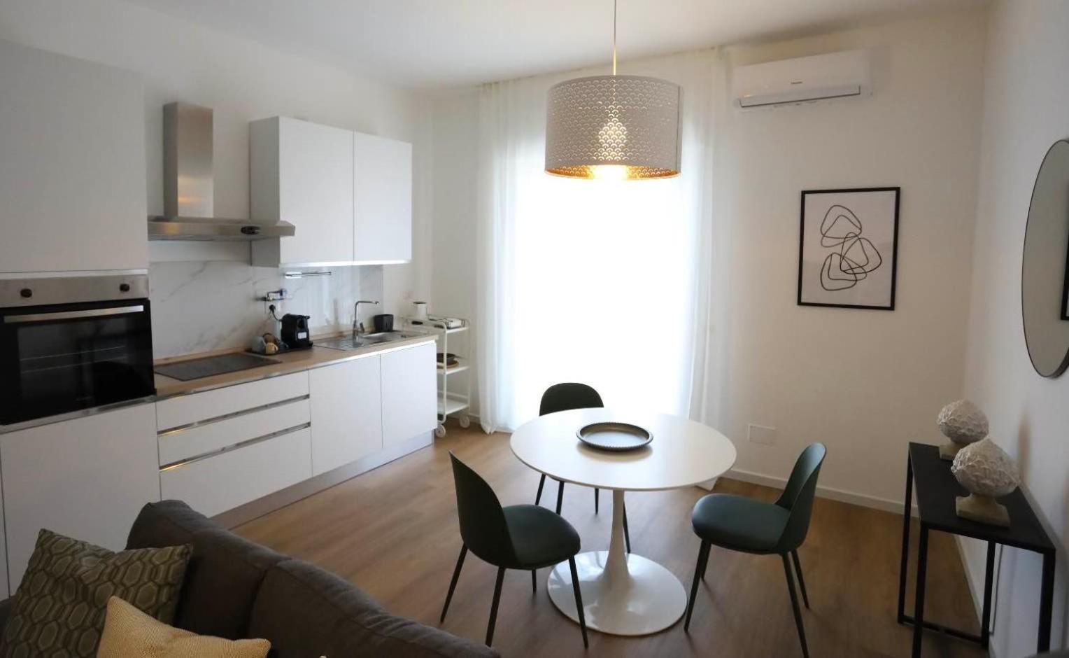 Lapigna Apartment Valenzano Exterior photo
